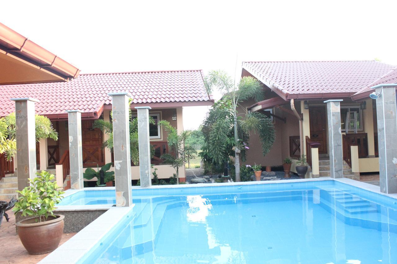 Rimlay Park Resort Phatthalung Exterior photo